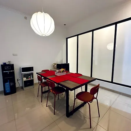 4-Bedroom Home in South Jakarta Nuansa Swadarma Residence by Le Ciel Hospitality-2